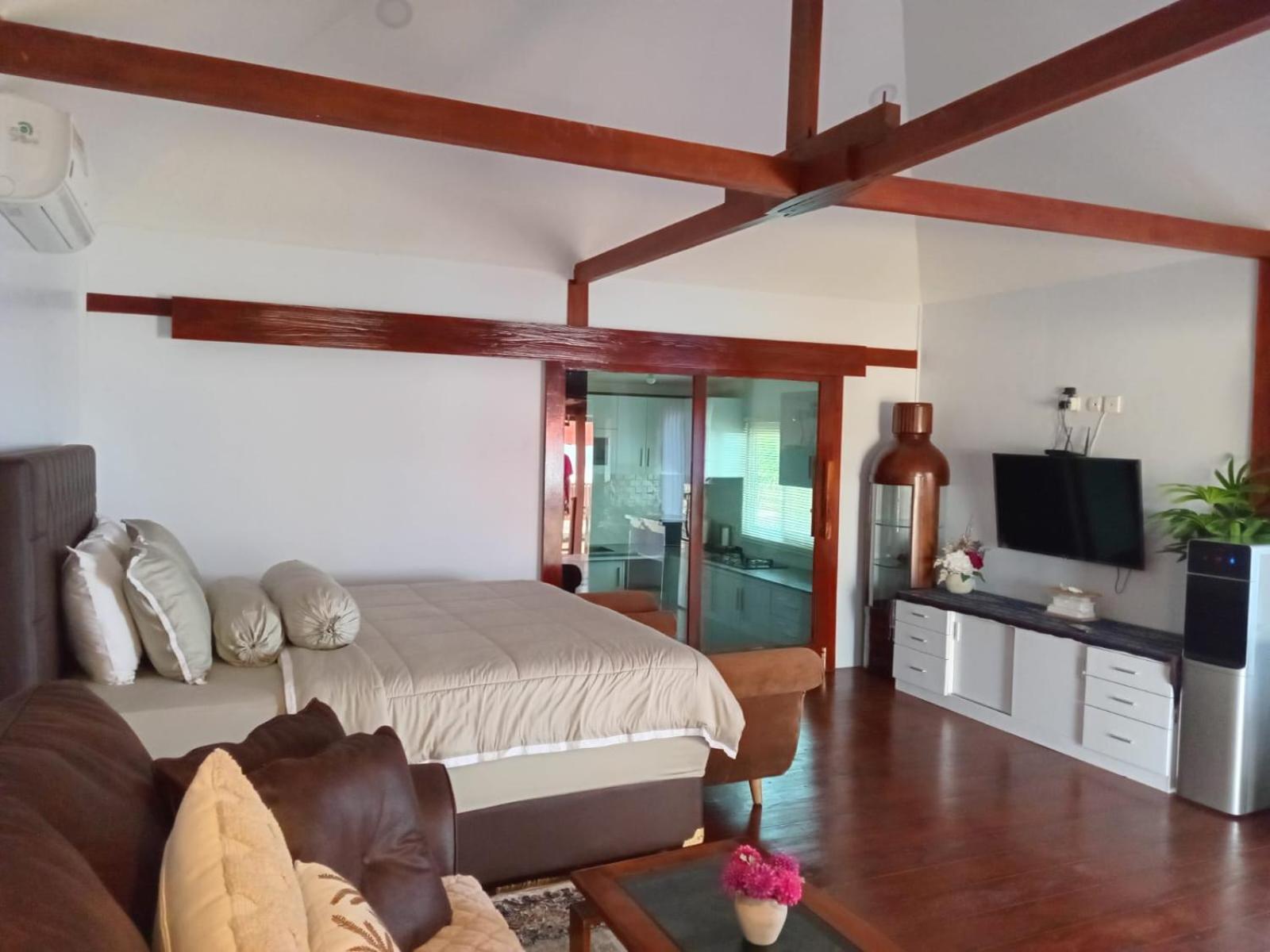 Mama Nings Beach Hotel Sekongkang 外观 照片