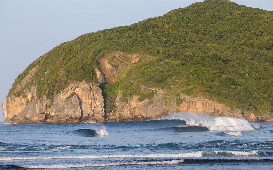 Mama Nings Beach Hotel Sekongkang 外观 照片
