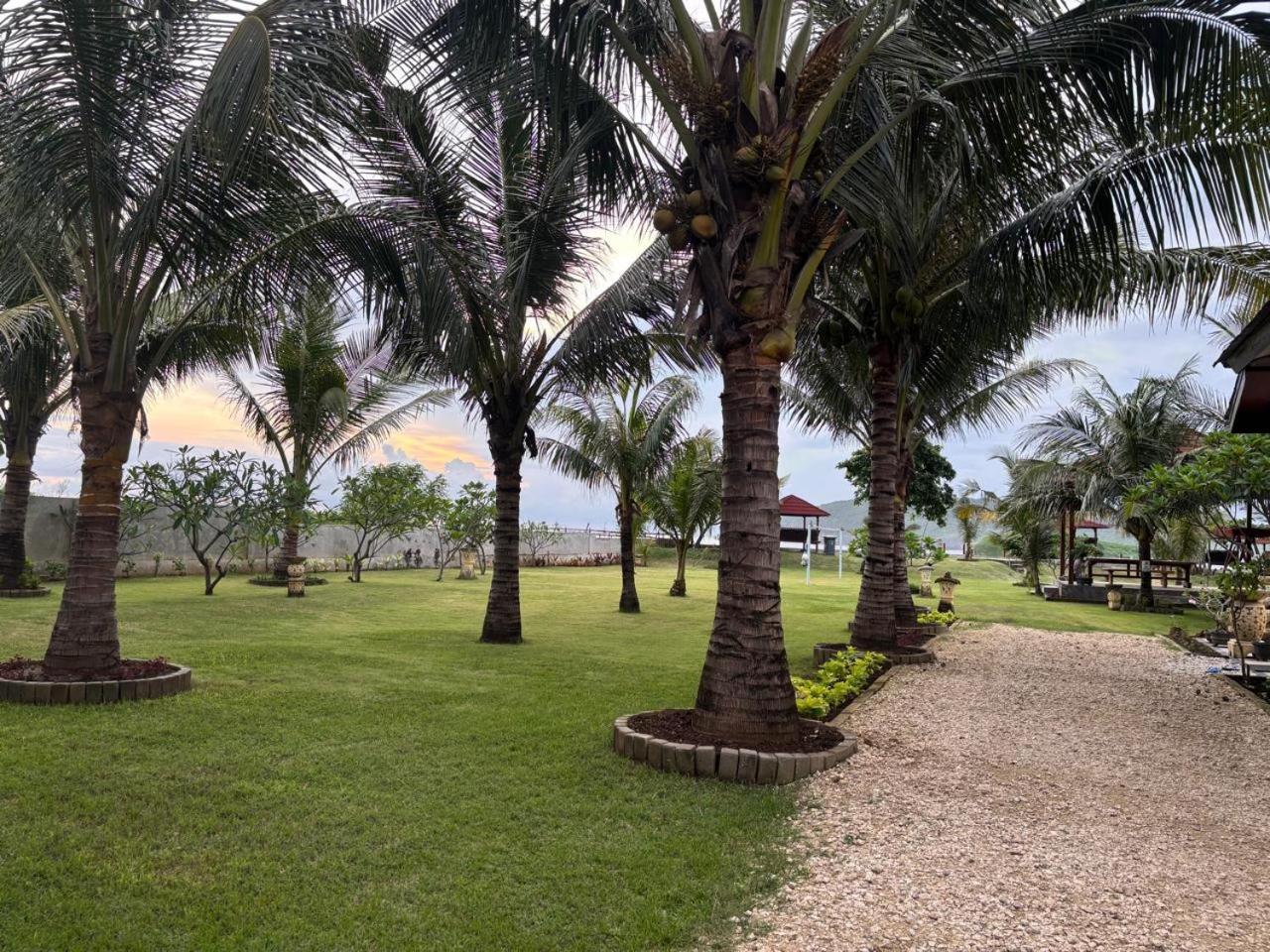 Mama Nings Beach Hotel Sekongkang 外观 照片